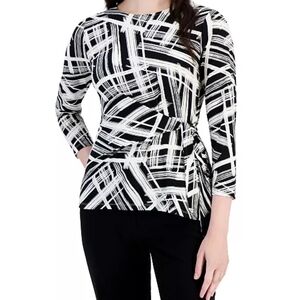 NWOT Kasper Women's Black and White Patterned Top